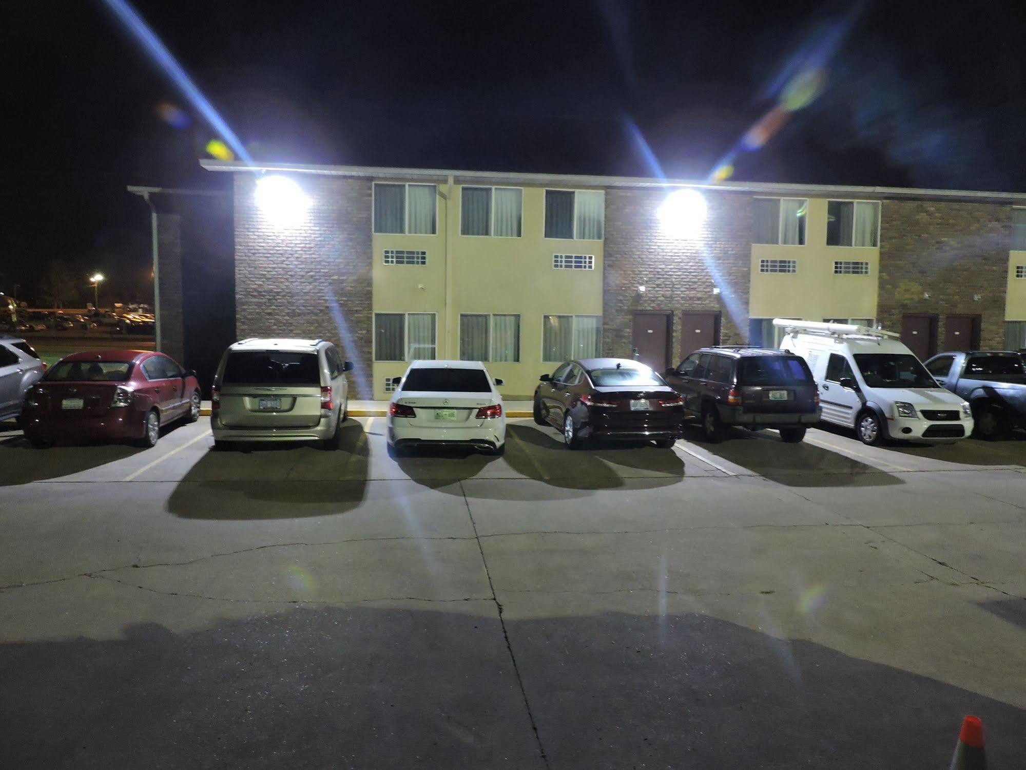 Baymont By Wyndham Bowling Green Exterior foto